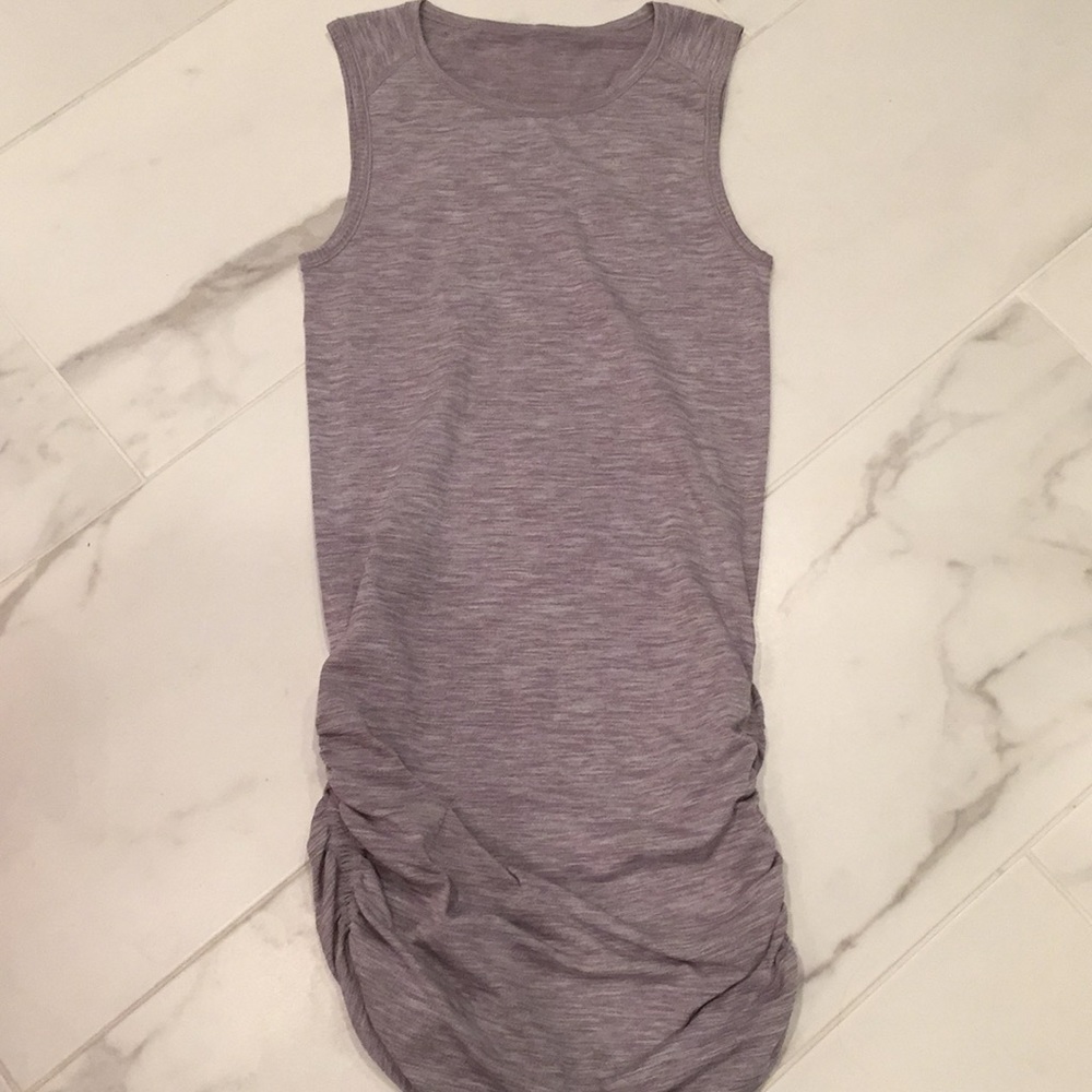 Lululemon midi-dress gray